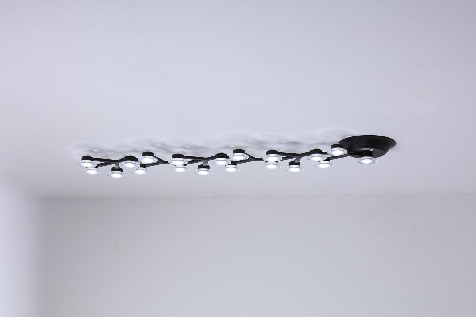 Nolan Mirror Ceiling Light - Mooielight - Nolan Mirror Ceiling Light