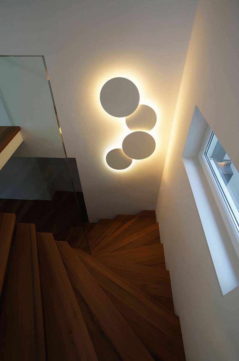 PUCK WALL ART | Fluorescent wall light