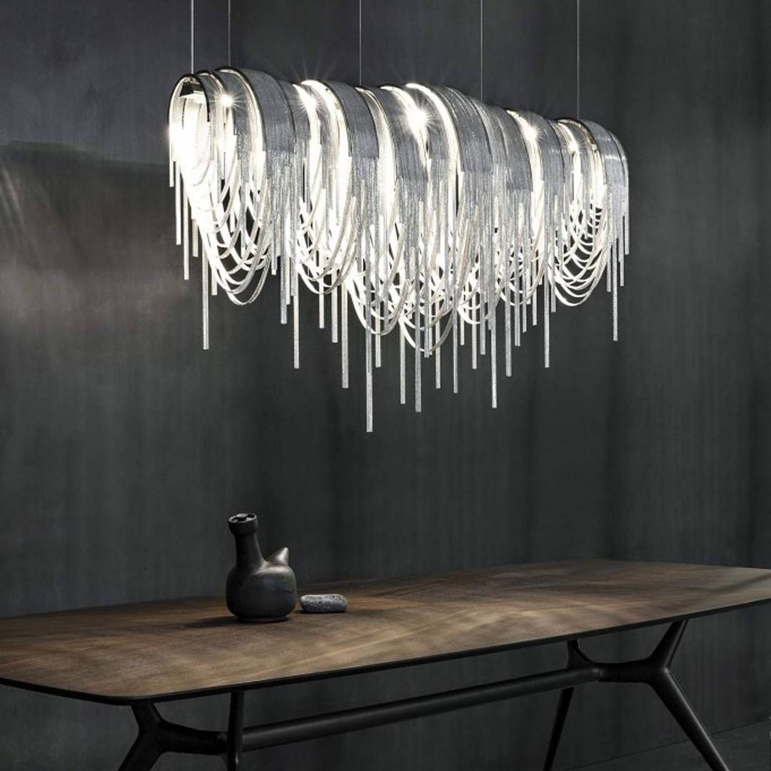 Volver Chandelier