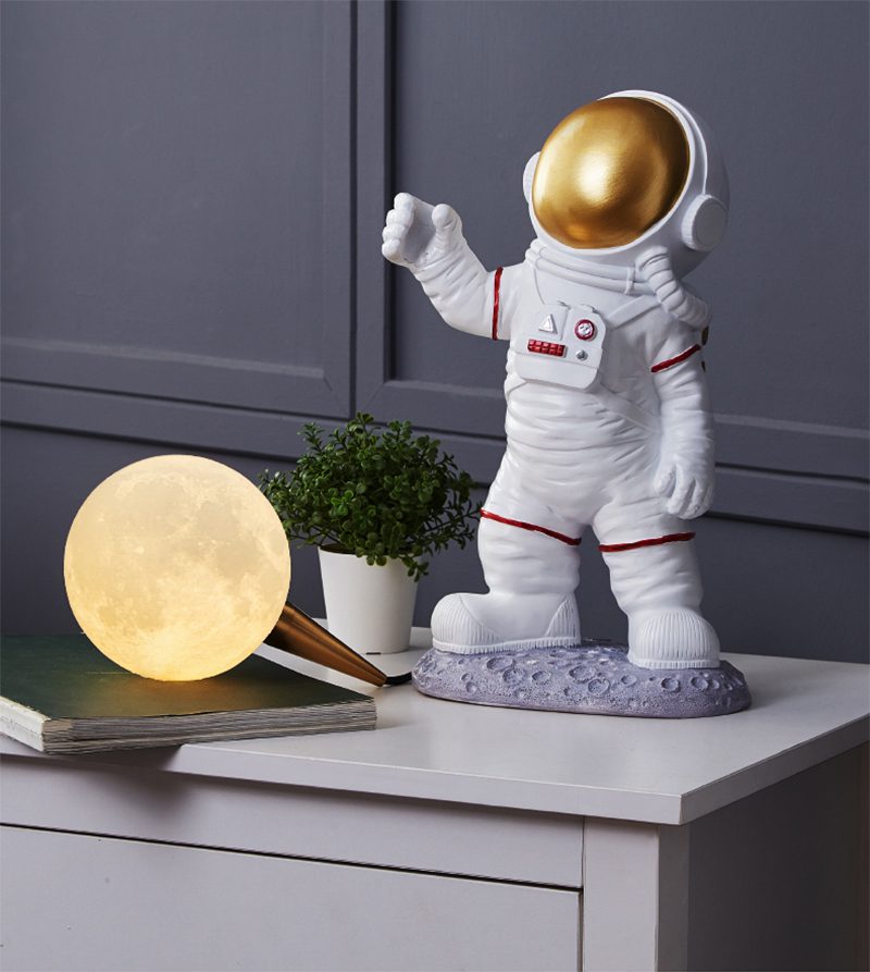 LAMPE DE TABLE ASTRONAUTE APOLLO – Homely